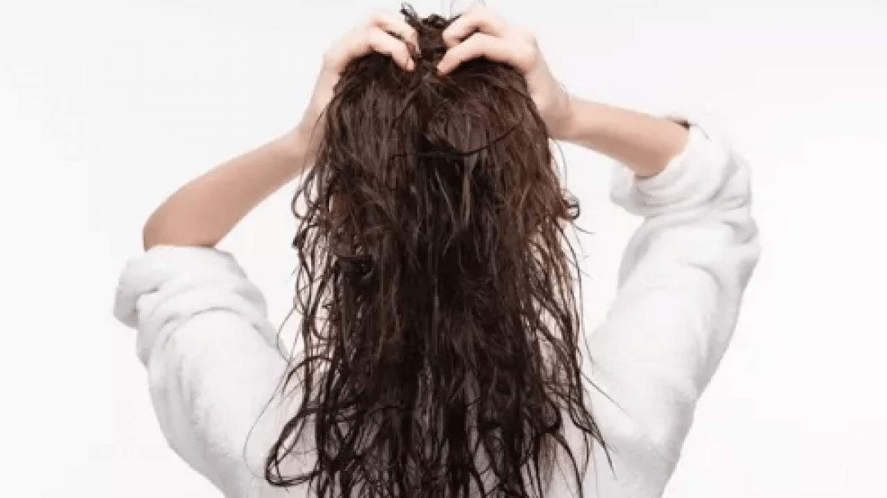 Foto - Islak saçla uyumak hastalık davetiyesi mi? Bağışıklık bariyerini zayıflatıyor