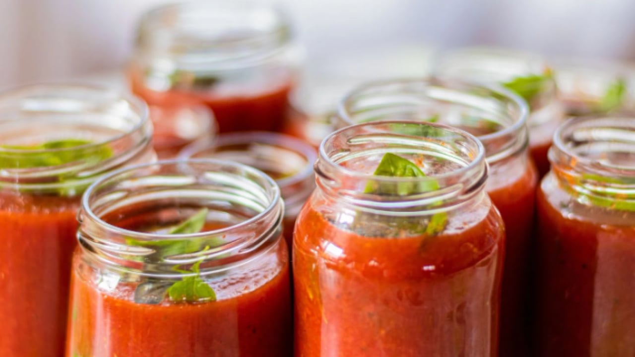 Foto - Uzmanlar sırrını açıkladı! Salçanın aylarca küflenmemesini sağlayan doğal yöntem