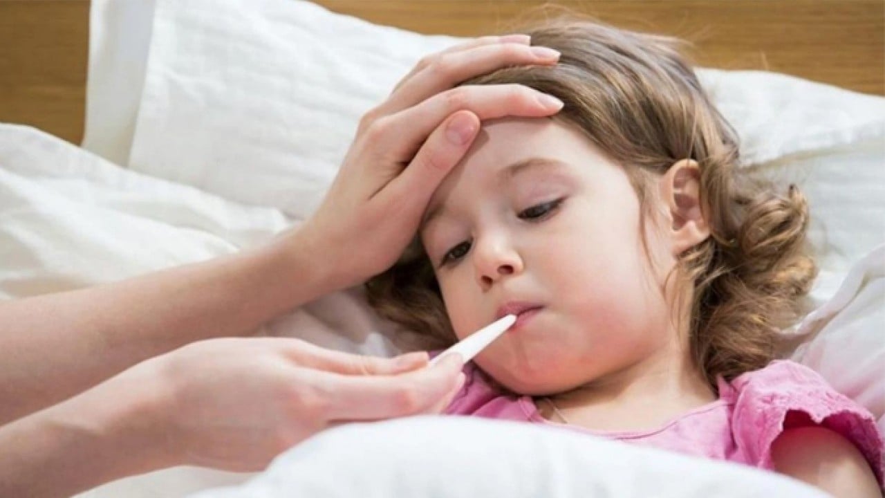 Foto - Uzmanlar uyardı! Çocuklarda bakteriyel menenjit ciddiye alınmalı