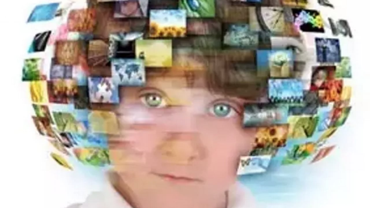 Foto - Uzmanlar uyarıyor ama... Ekran bağımlılığı alarm veriyor: 2050’de her 2 kişiden biri miyop olabilir