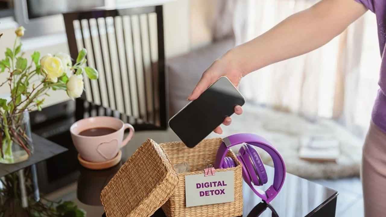 Uzmanlar uyarıyor: Zihinsel denge ‘Dijital detoks’ çözümü