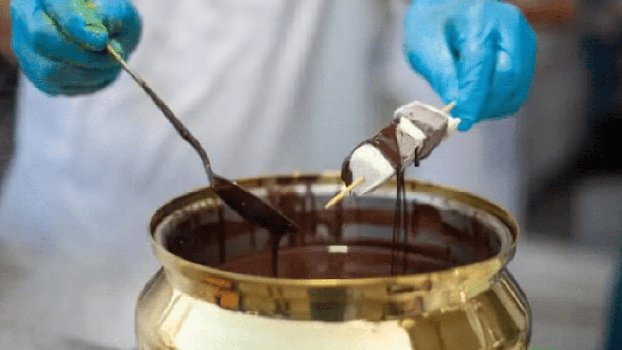 Uzmanlar sakın yemeyin diyerek uyardı: Sokakta uzak durulması gereken 10 yiyecek!