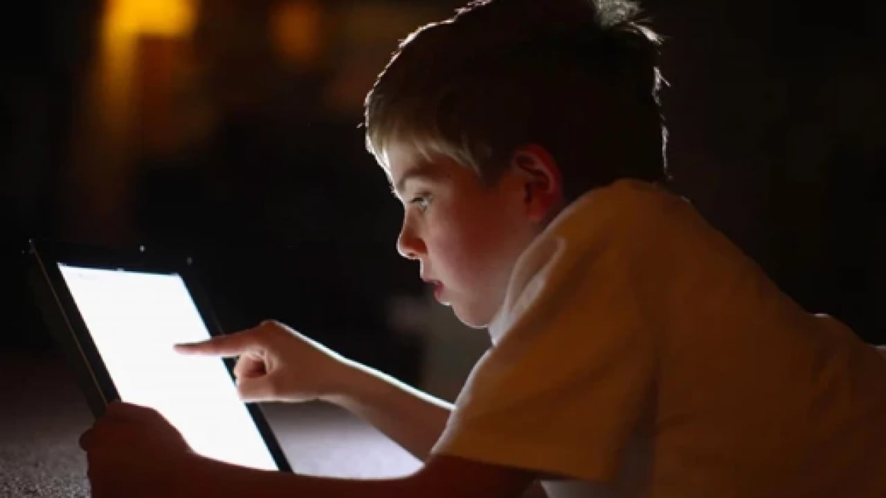 Foto - Uzmanlardan korkutan uyarı: Neslimiz dijital kuşatma altında! Çocuklarınızı bu sanal bataklıktan kurtarın