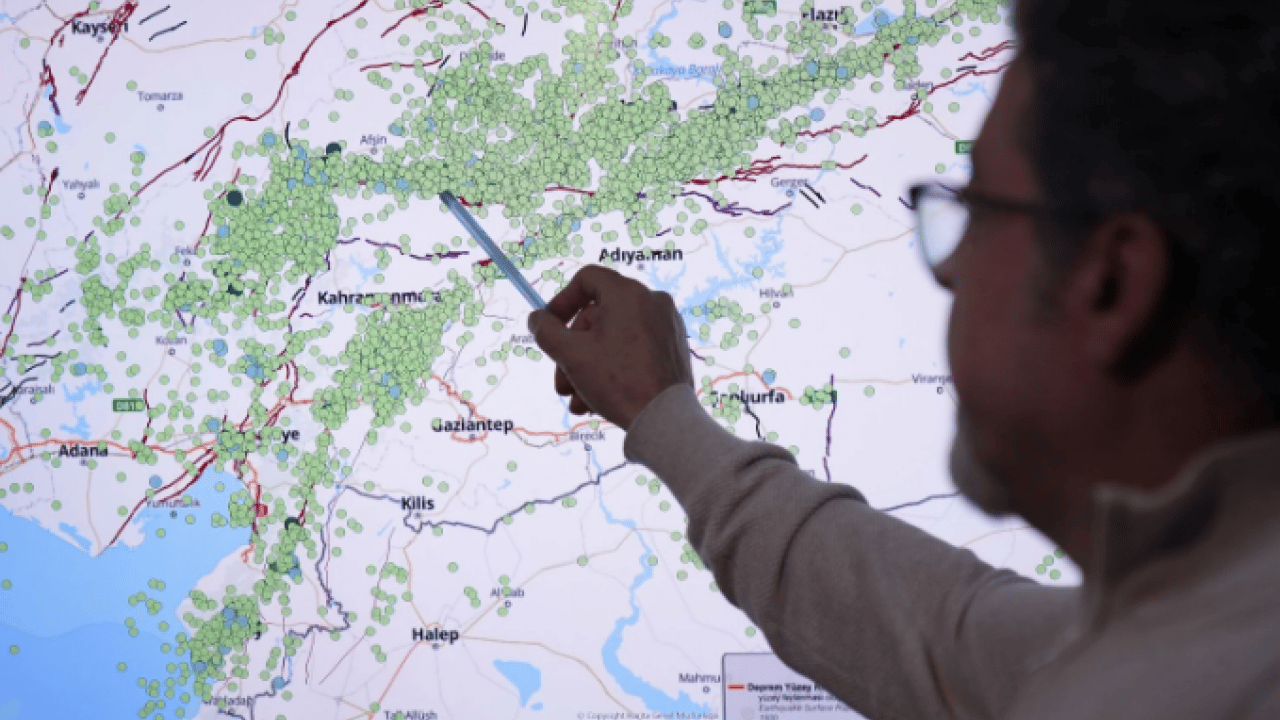 Uzmanlardan kritik uyarı! 6 Şubat'ta kırılmayan 6 fay yeni depremler üretebilir