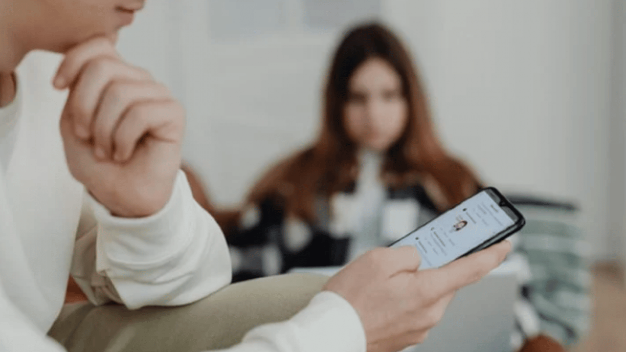 Uzmanlardan uyarı geldi: 2 saatten fazlası hasta ediyor!