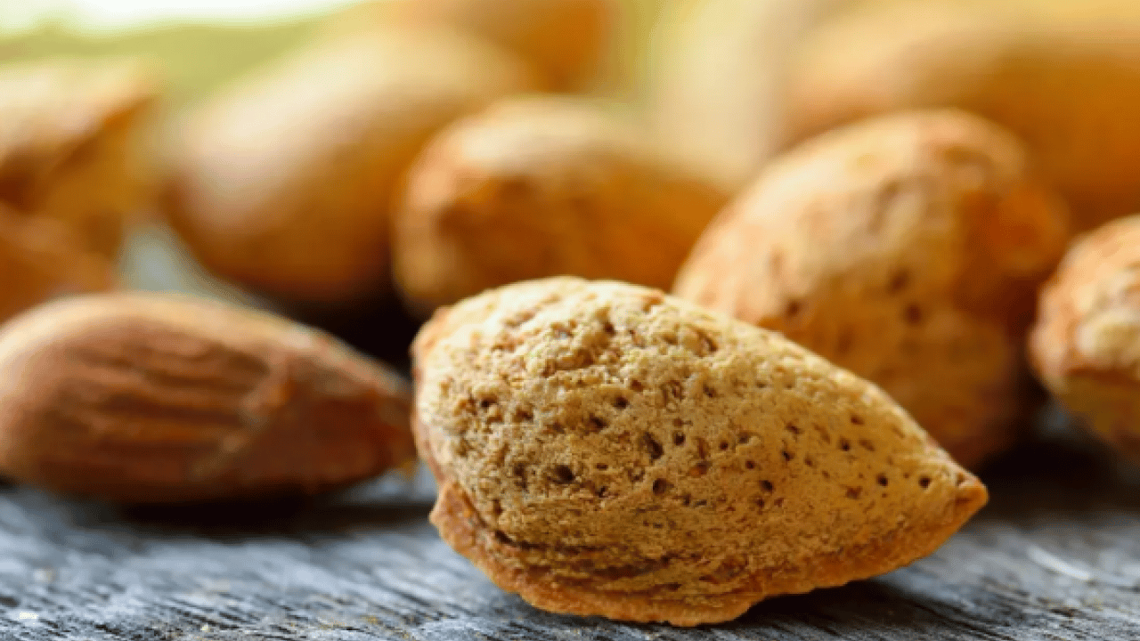 Uzmanların önerdiği müthiş ikili: Damarları açıyor, kolesterolü dengeliyor!