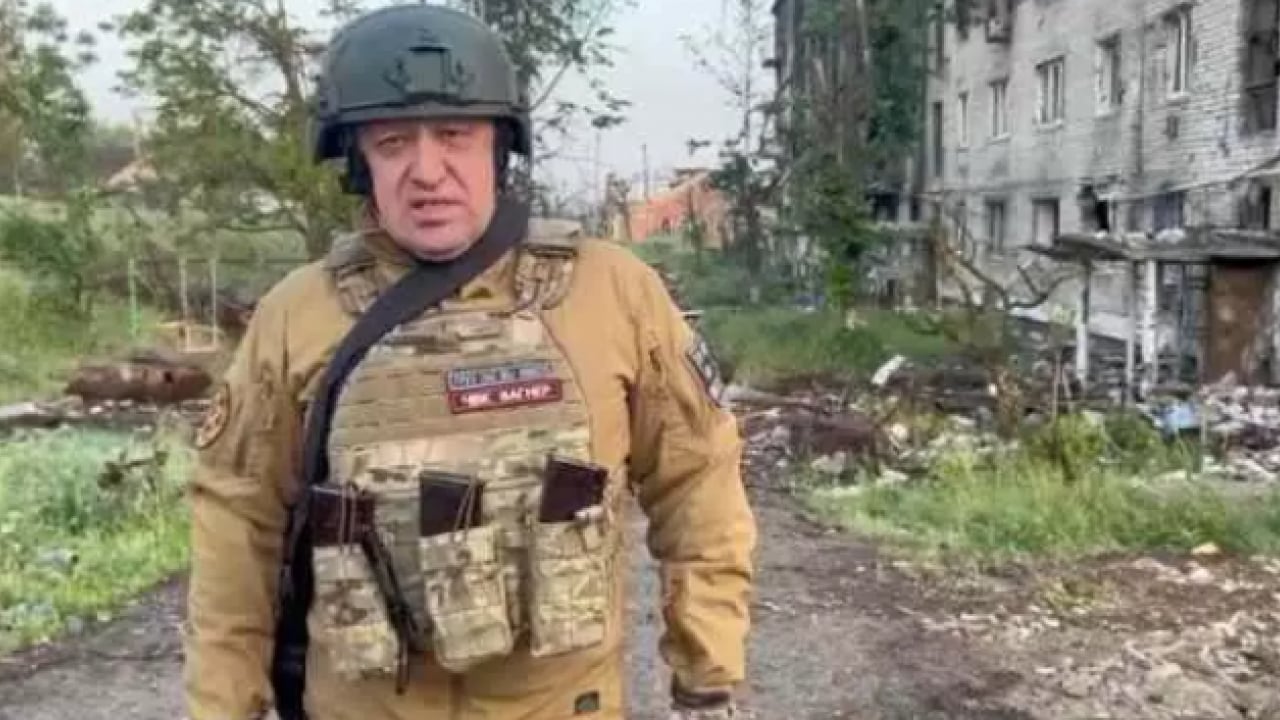 Foto - Uzun süre baygın seyahat etmişler! İşte şimdiye kadar yaşanan jet kazaları!