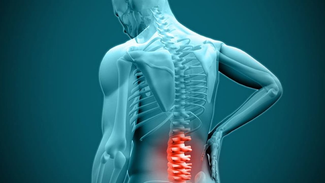 Foto - Uzun süreli oturmak, öyle bir şey yapıyor ki! Beyin ve sinir cerrahisi uzmanı tüm hataları açıkladı! 