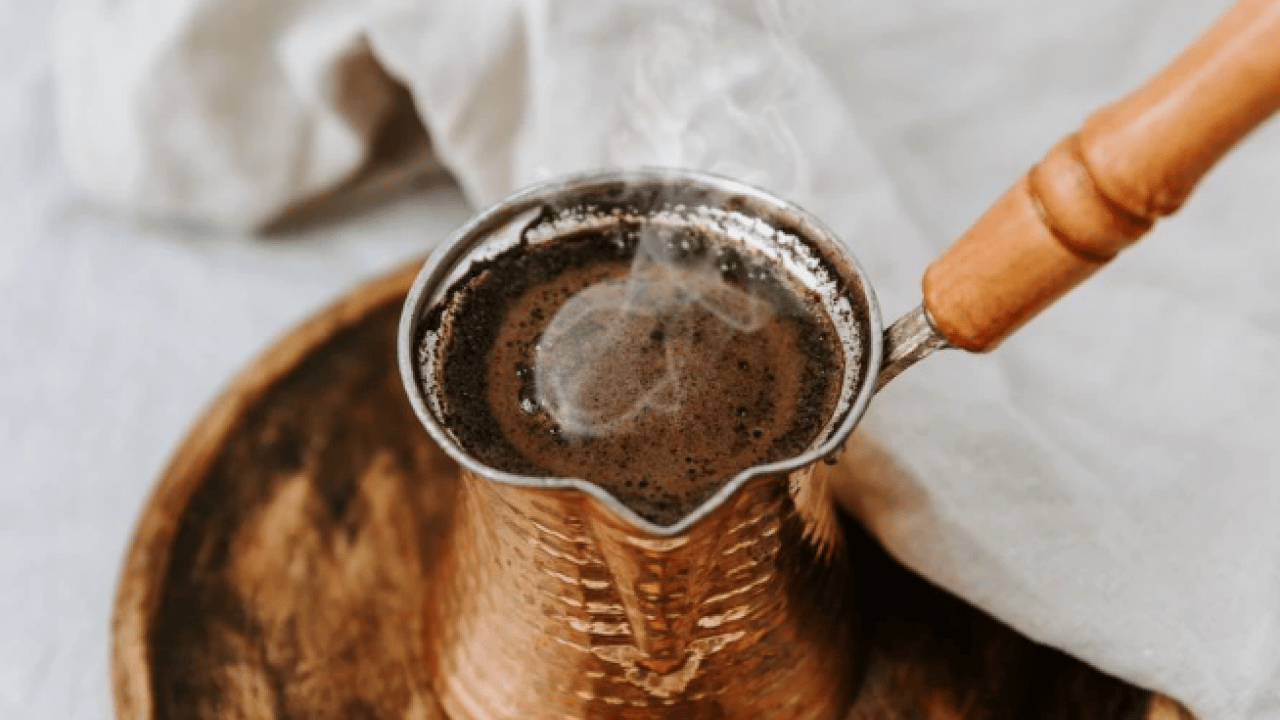 Foto - Uzun uzun uğraşmanıza gerek yok! İşte kahvenin köpürmesini sağlayan doğal yöntem