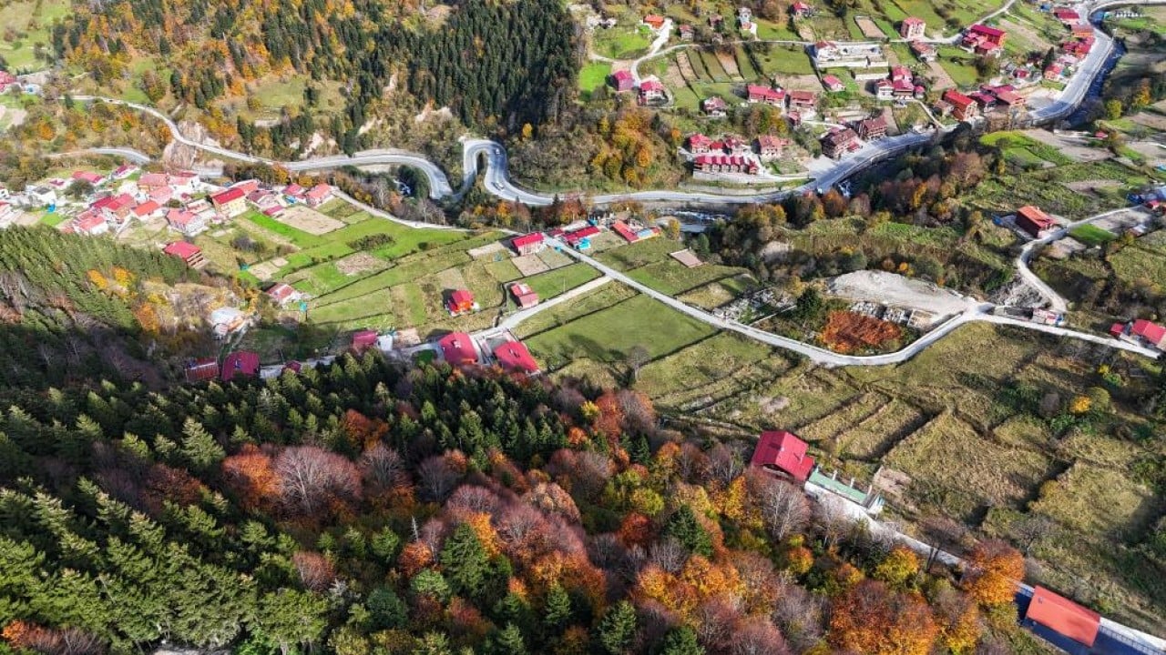 Foto - Uzungöl sonbaharda bir başka güzel!