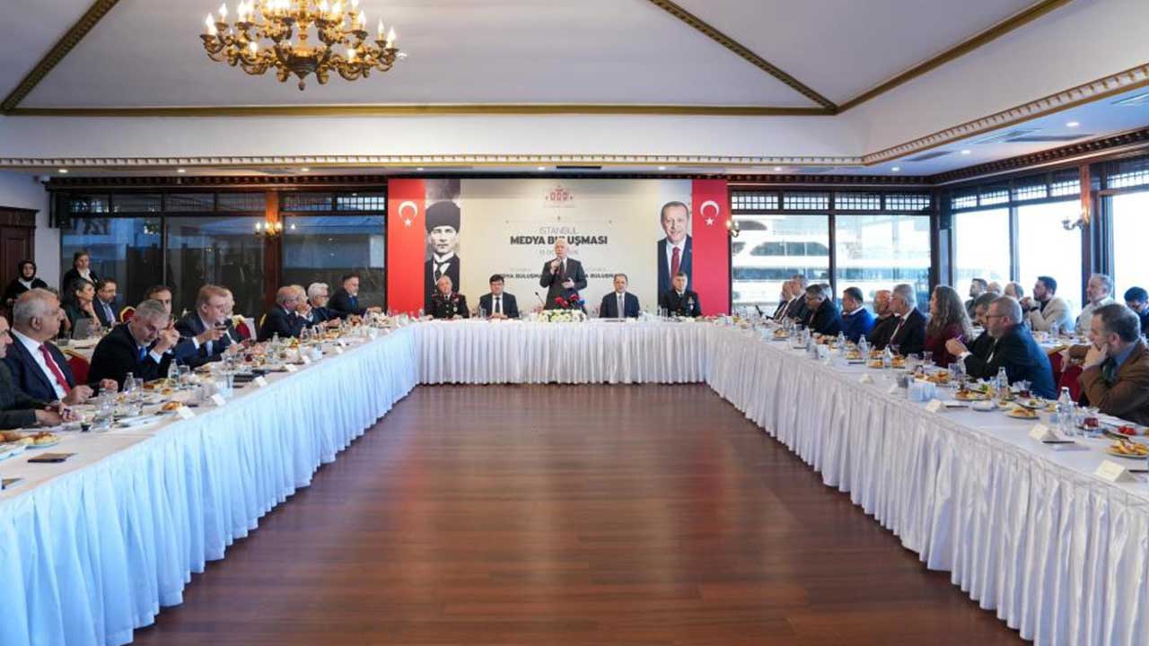 Foto - Vali Gül merak edilenleri cevapladı! İstanbul'da su sorunu var mı? Sokak köpekleri meselesinde son durum