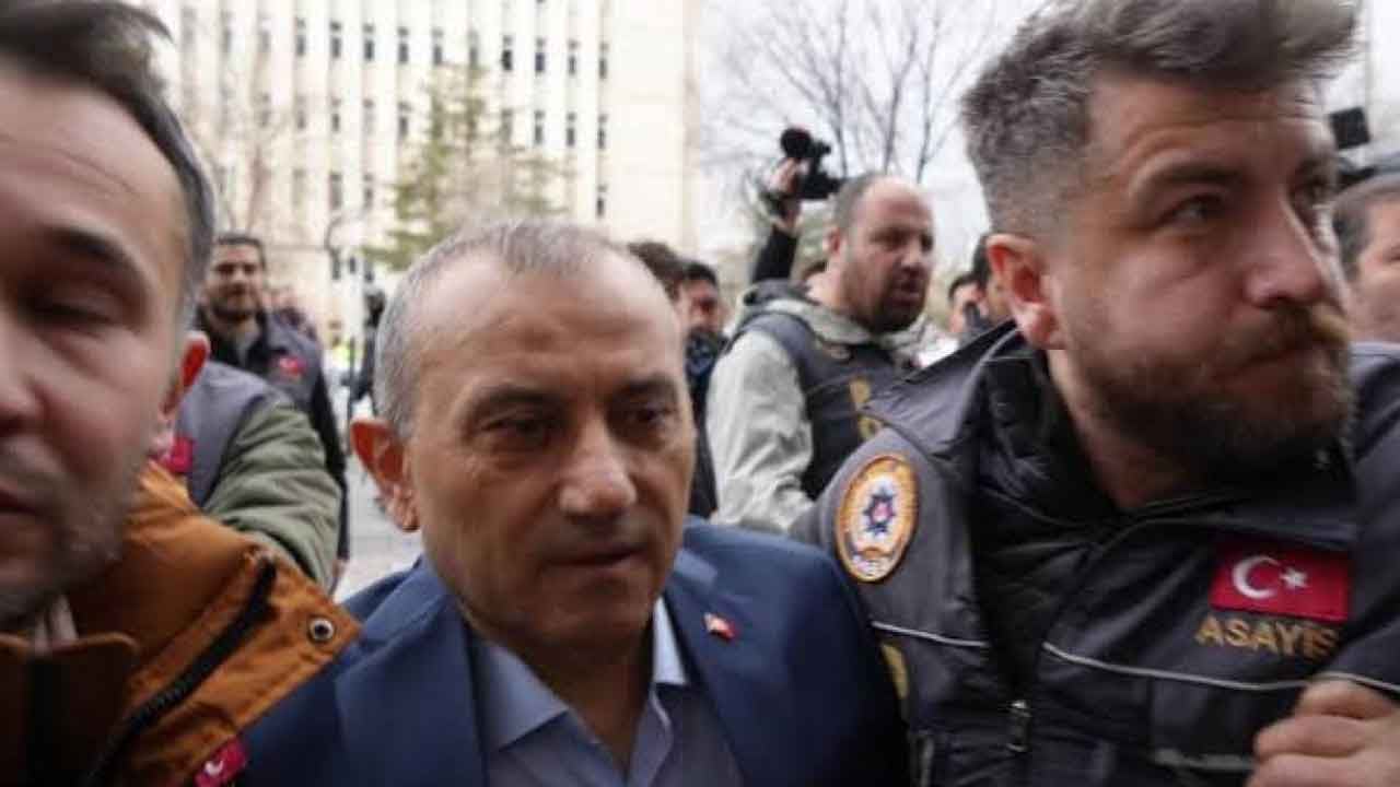 Foto - Vali Sonel ve ekibine 4 suçtan yeniden tutuklama: 'Gereğini yaparsınız gardaş' talimatı dosyada