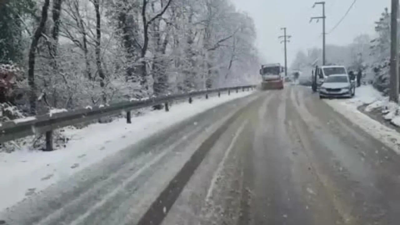Foto - Valiliklerden peş peşe son dakika kararları: İşte okulların tatil edildiği iller