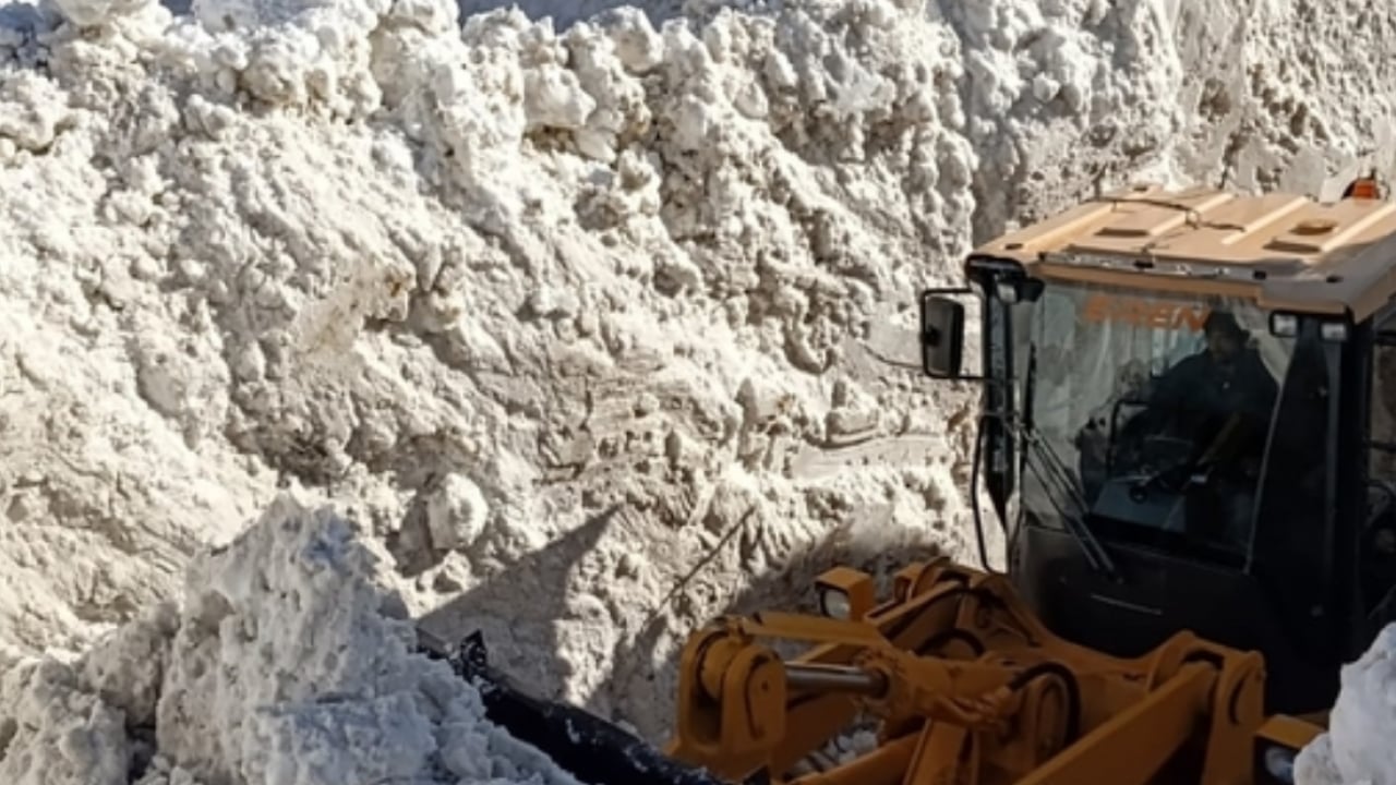 Foto - Van'da çığ düştü! O bölgelere ulaşım kapandı!