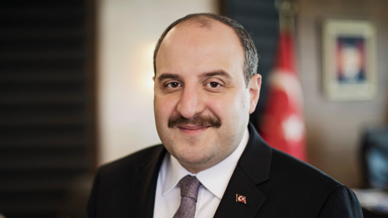 Foto - Varank’tan Özgür Özel’e büyük şamar! ‘Böyle bir müptezelden…’