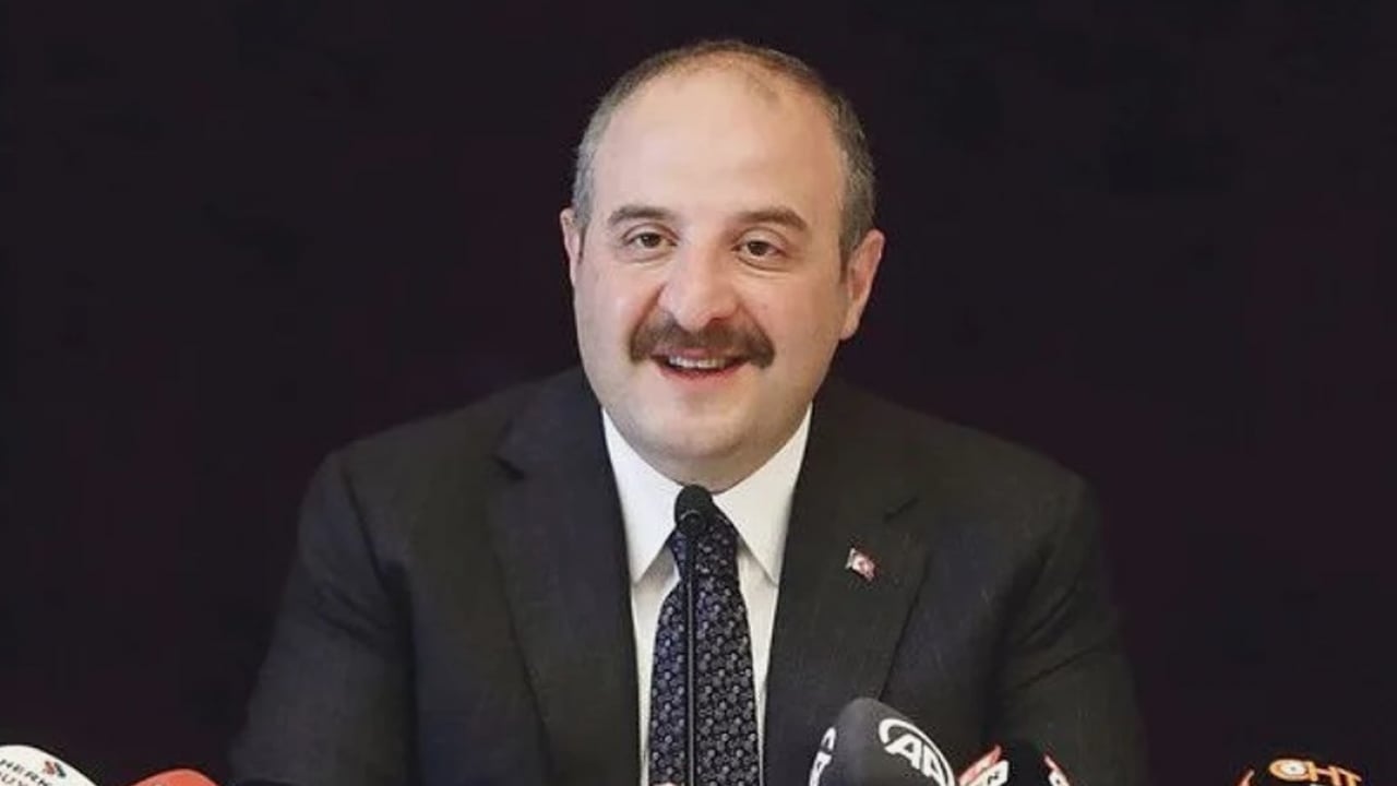 Foto - Varank’tan Özgür Özel’e büyük şamar! ‘Böyle bir müptezelden…’