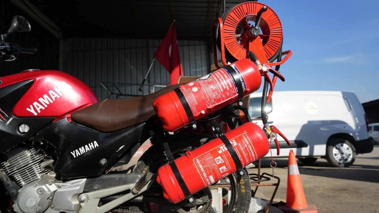 Foto - Vatandaş geliştirdi! Yangın kıvılcım anında sönüyor