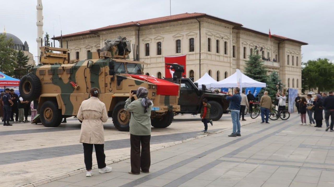 Foto - Vatandaş gurur duydu Jandarmanın gözbebekleri büyük ilgi gördü