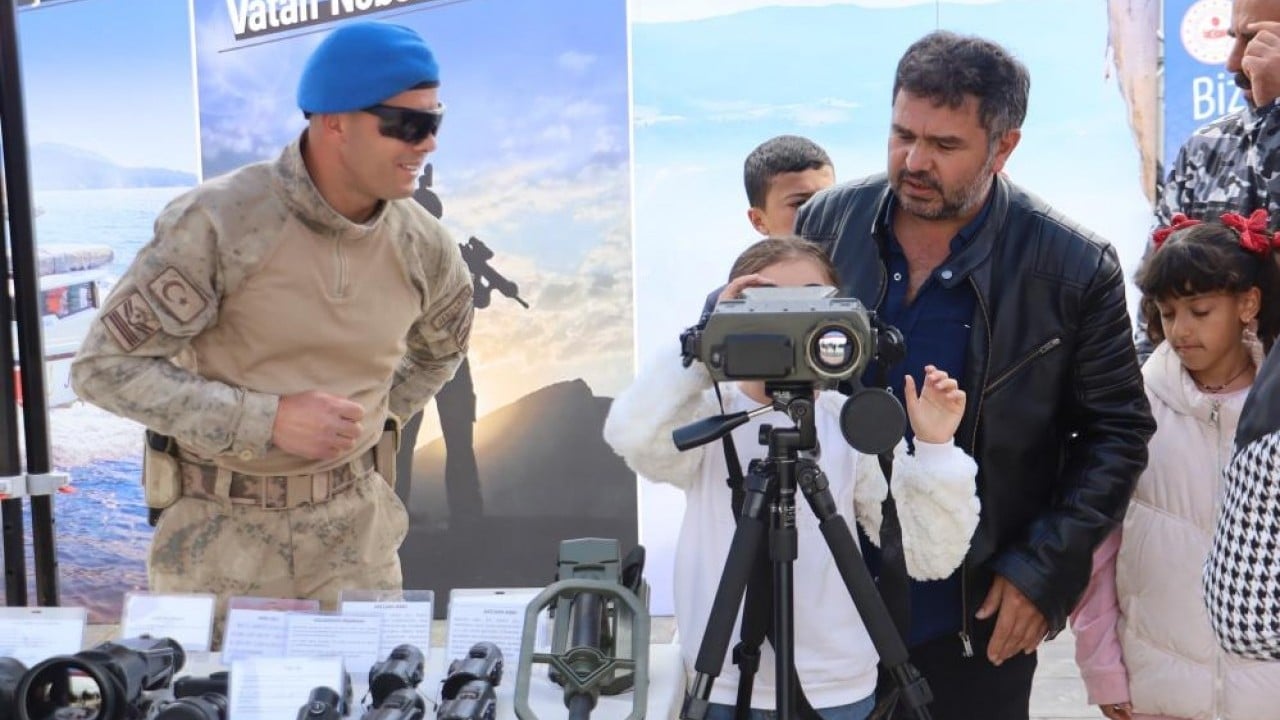 Foto - Vatandaş gurur duydu Jandarmanın gözbebekleri büyük ilgi gördü