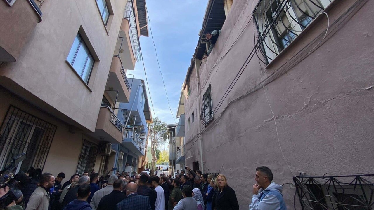 Foto - Vatandaş isyanda CHP’li belediyeye güvenmiyor