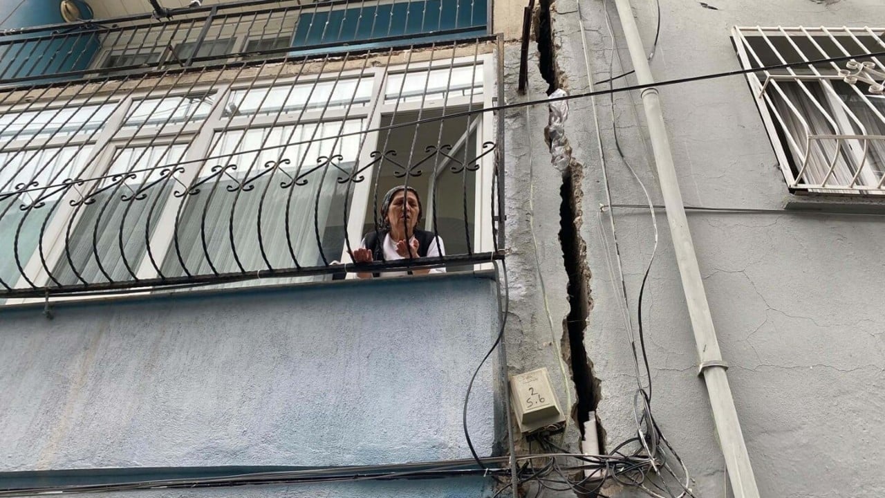 Foto - Vatandaş isyanda CHP’li belediyeye güvenmiyor