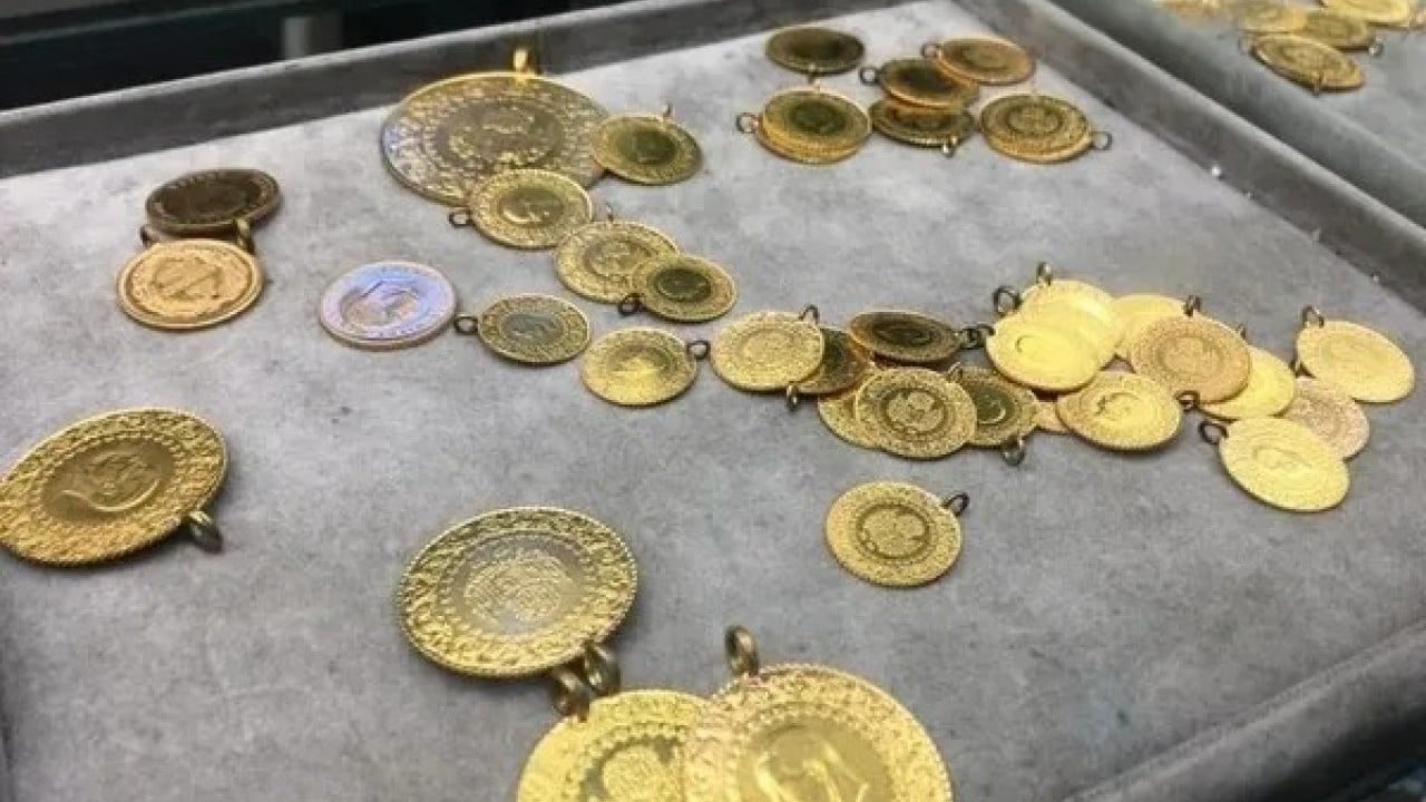 Foto - Vatandaş ne yapacağını şaşırdı: Gram altında '1200 lira' depremi