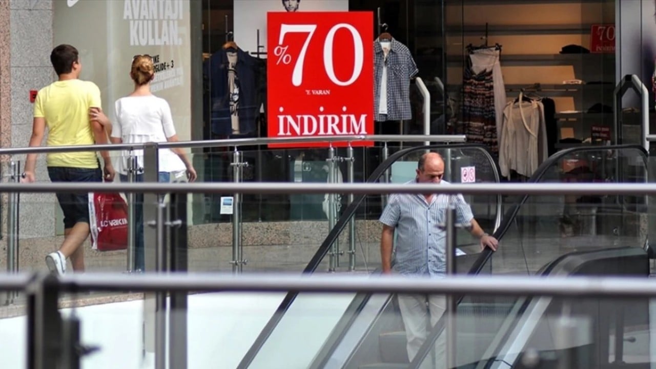 Foto - Vatandaşı yanıltanlara yakın mercek İndirim görünümlü bindirim