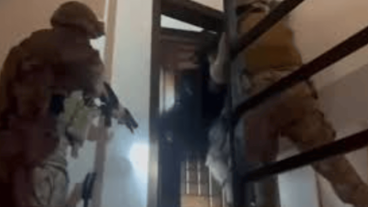 Foto - Vatandaşın ümüğünü sıkan şebekeye darbe! Lüks araçlarla skandal dolandırıcılık yapan 3 pislik kodese tıkıldı!