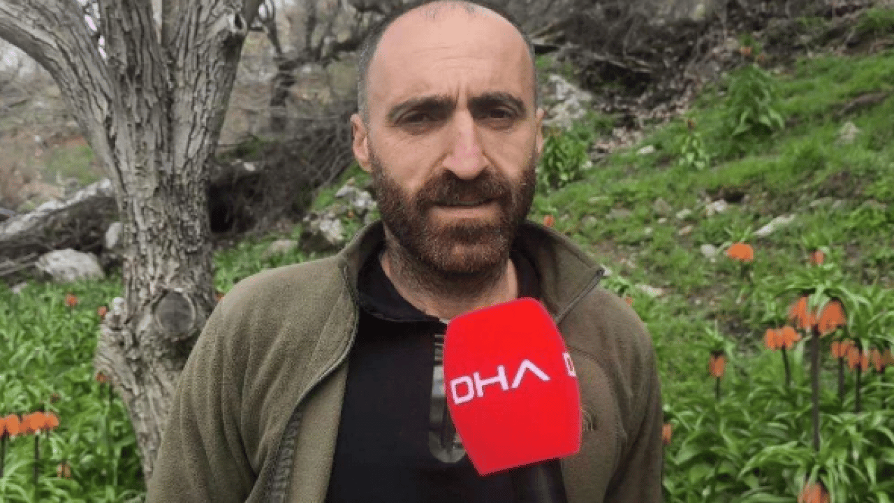 Foto - Vatandaşlar ilçeye akın etti! Koparmanın cezası 700 bin lira olan çiçeğe yoğun ilgi