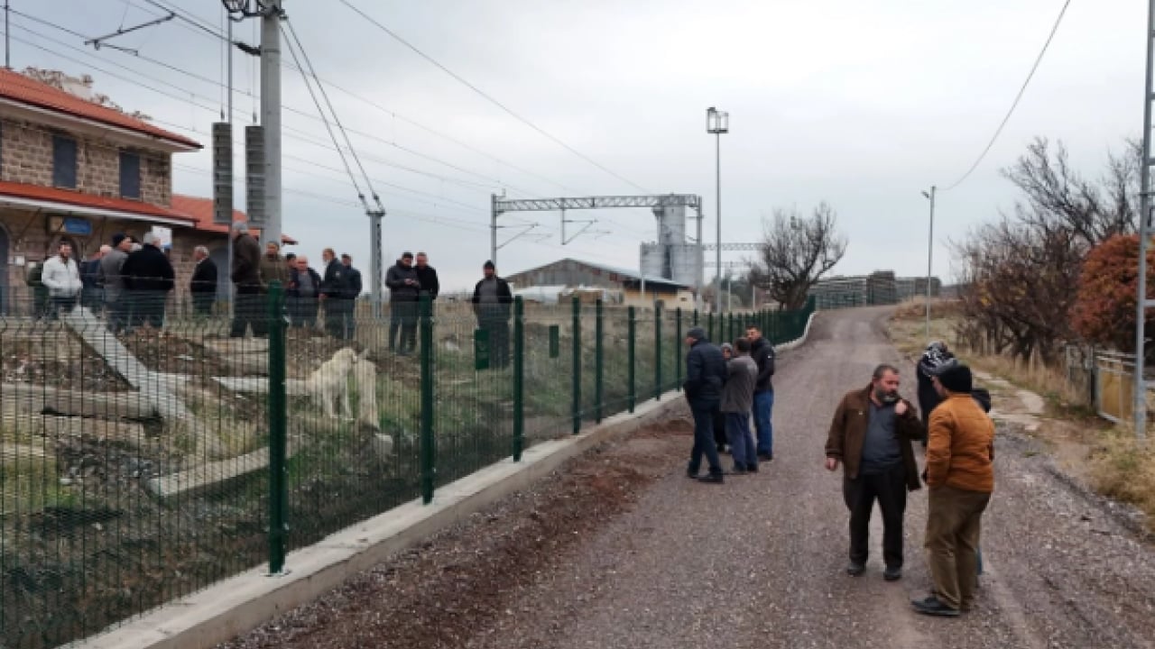 Foto - Vatandaşlar neye uğradığını şaşırdı! Bir adımlık mesafe 5 kilometreye çıktı