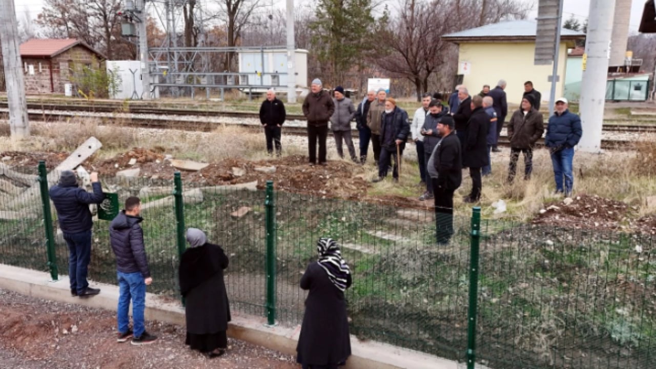 Foto - Vatandaşlar neye uğradığını şaşırdı! Bir adımlık mesafe 5 kilometreye çıktı
