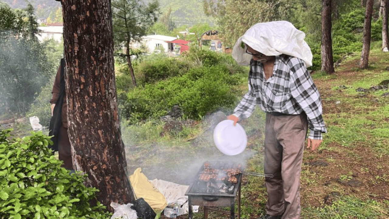 Foto - Vatandaşlar panik içinde kaçtı! Erik büyüklüğünde dolu yağışı korkuttu