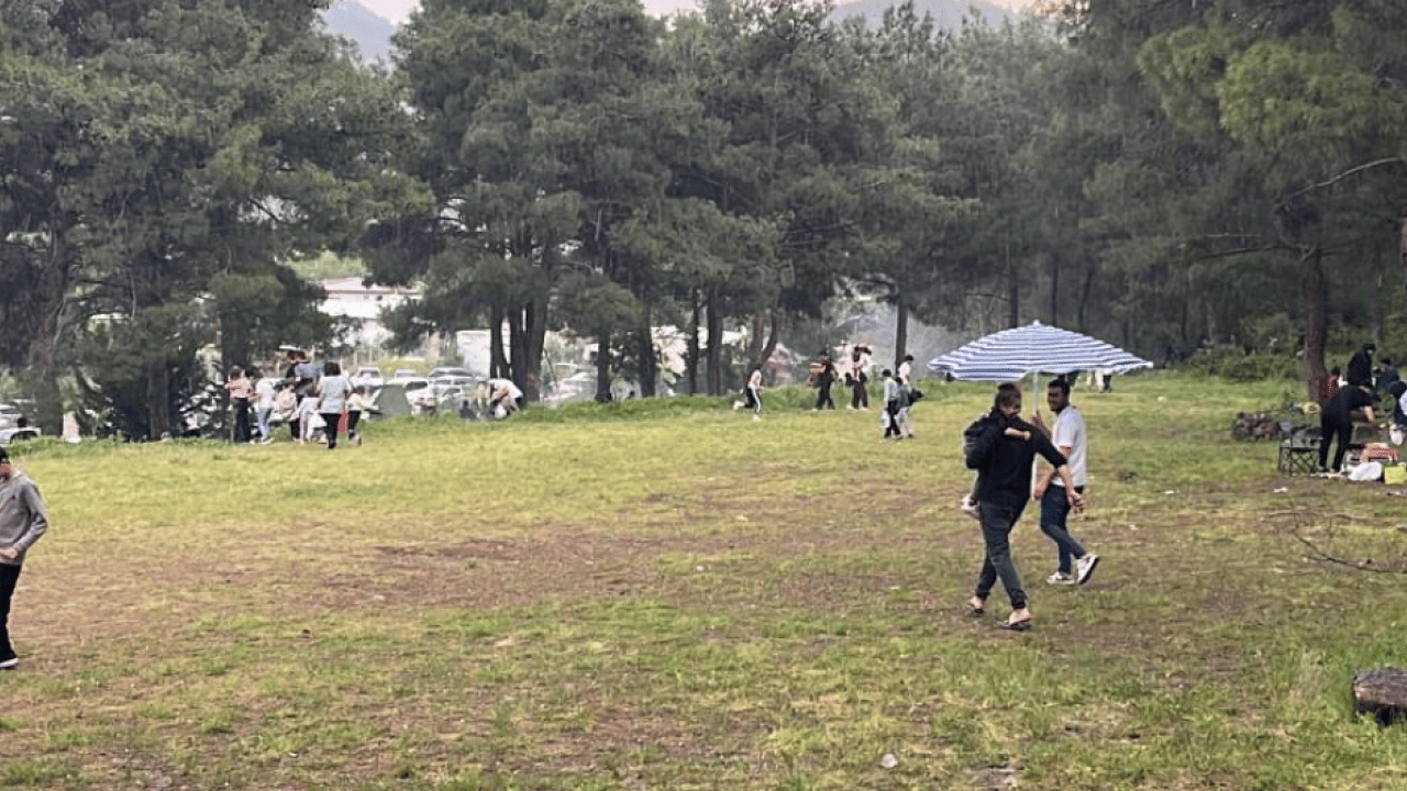 Foto - Vatandaşlar panik içinde kaçtı! Erik büyüklüğünde dolu yağışı korkuttu