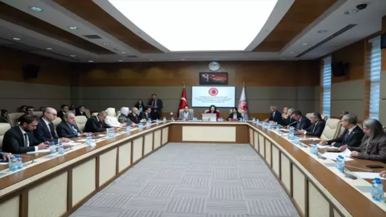 Foto - Vatandaşların TBMM’ye gönderdiği dilekçeler olay oldu! İşte ilginç istekler