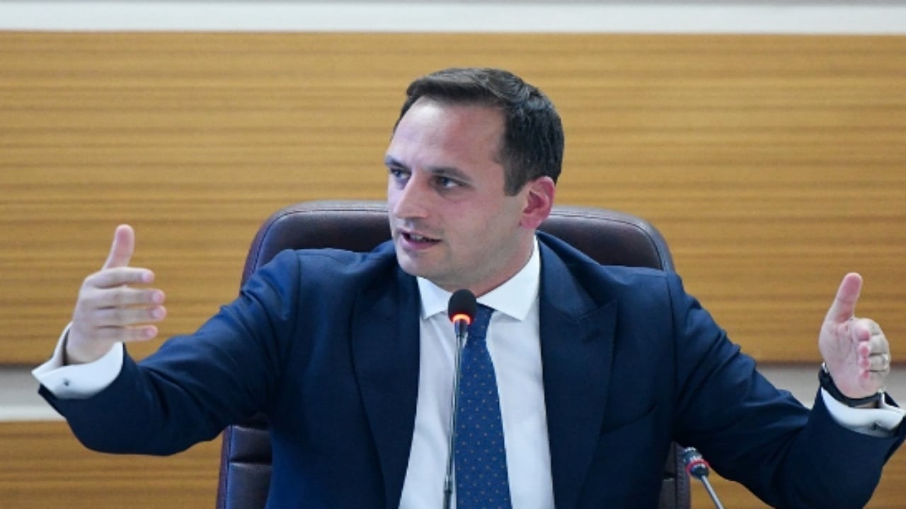 Foto - Vay pişkin vay! CHP’li başkandan, "bankamatik sevgili" için "Sizde hiç mi utanma yok" dedirten savunma