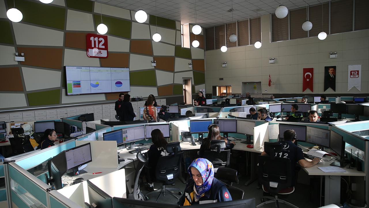 Foto - Vazgeçmiyorlar! 112 Acil Çağrı Merkezine yapılan ihbarların 5'te 1'i asılsız