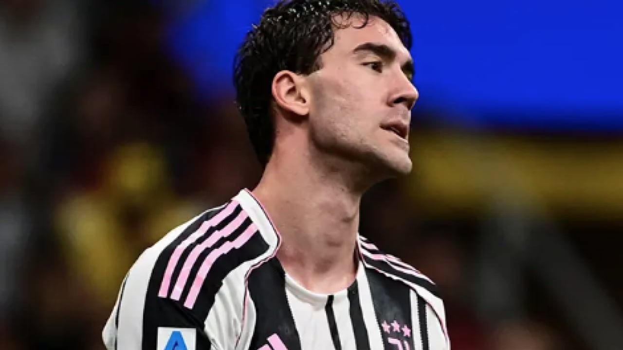 Foto - Ve Dusan Vlahovic Türkiye'de! Beşiktaş'ta Serdal Adalı devreye girdi! Büyük bomba patladı patlayacak