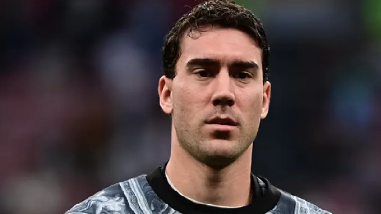 Foto - Ve Dusan Vlahovic Türkiye'de! Beşiktaş'ta Serdal Adalı devreye girdi! Büyük bomba patladı patlayacak