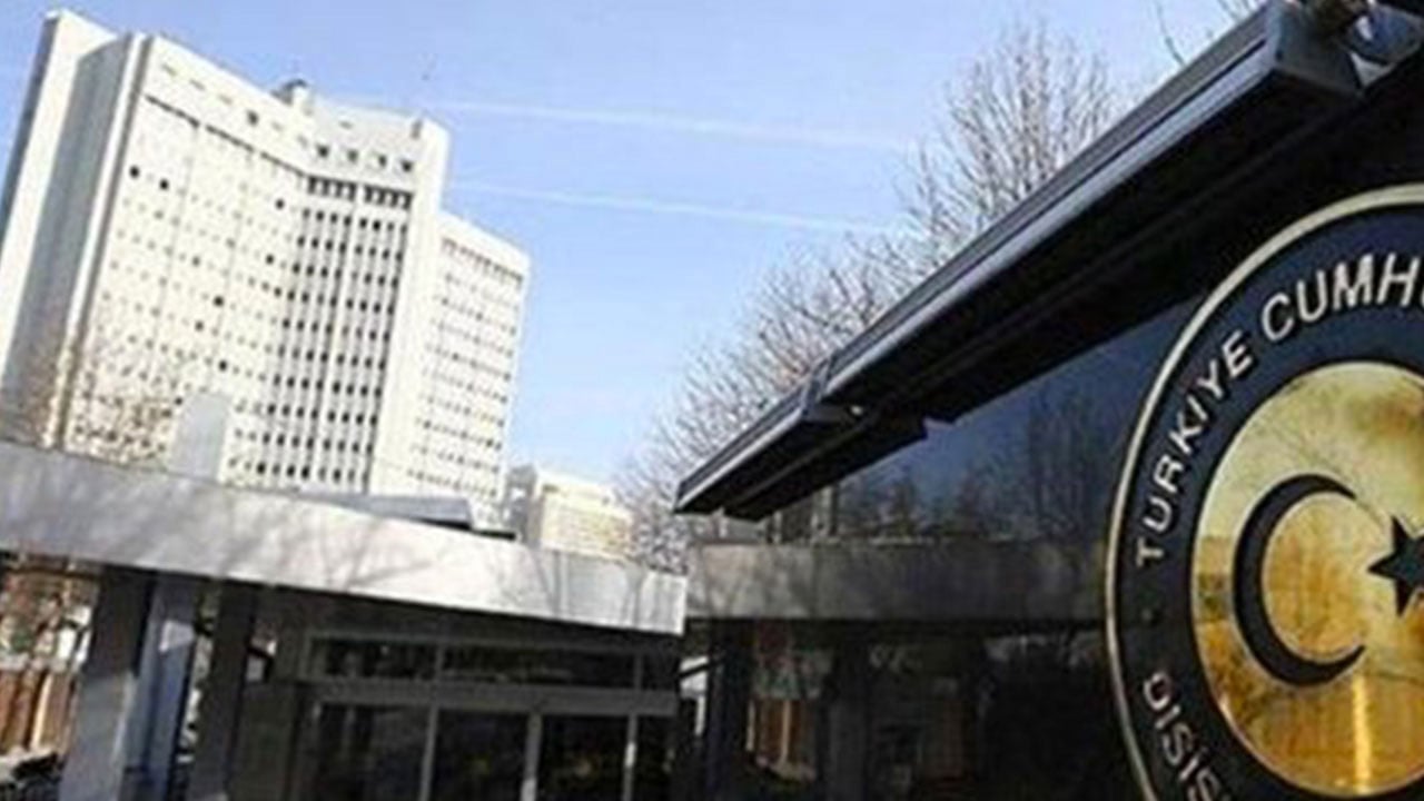 Ve Fransa vatandaşlarına çağrı yaptı: Acilen ülkeyi terk edin! Ülkeyi terk etmeye başladılar! 