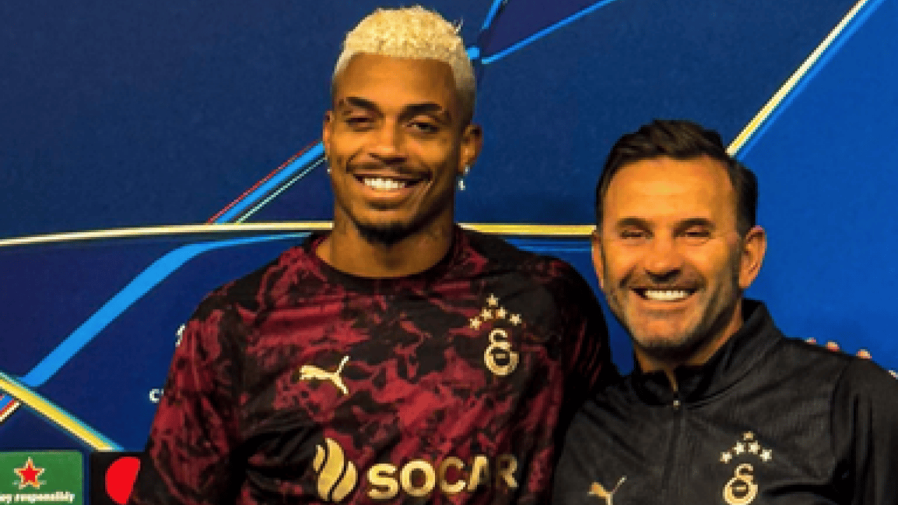 Foto - Ve Galatasaray'dan yeni sezonun ilk imzası geldi! Maaşında da iyileştirme kararı alındı...
