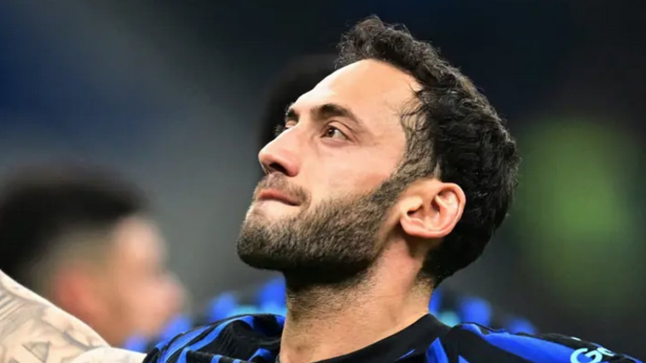 Foto - Ve Hakan Çalhanoğlu'ndan Hakan Safi'ye Fenerbahçe için beklenen sürpriz cevap geldi