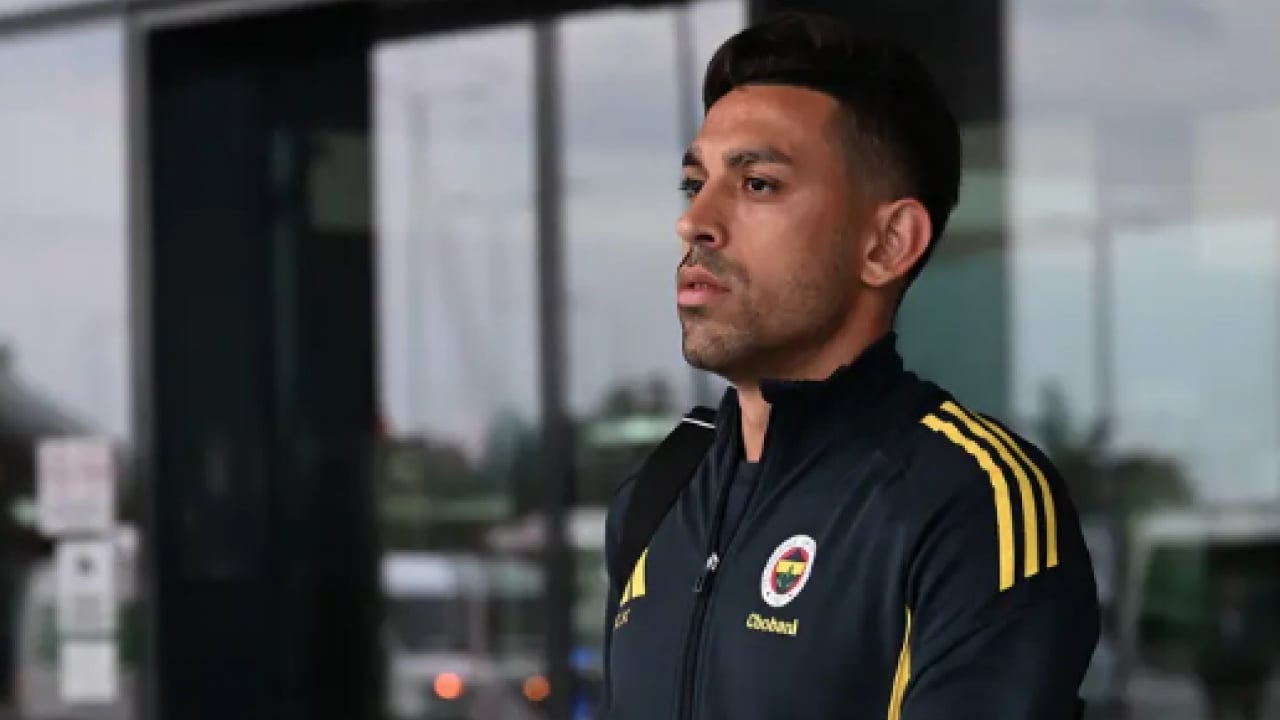 Ve İrfan Can Kahveci için 2.5 aydır beklenen karar sonunda çıktı: Fenerbahçe ilan etti...