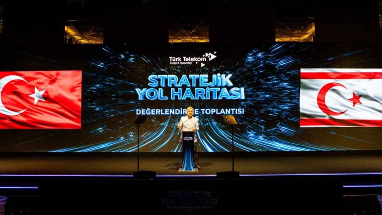 Foto - Ve müthiş haber geldi: Yerli ve milli akıllı telefon Türkiye'ye duyuruldu