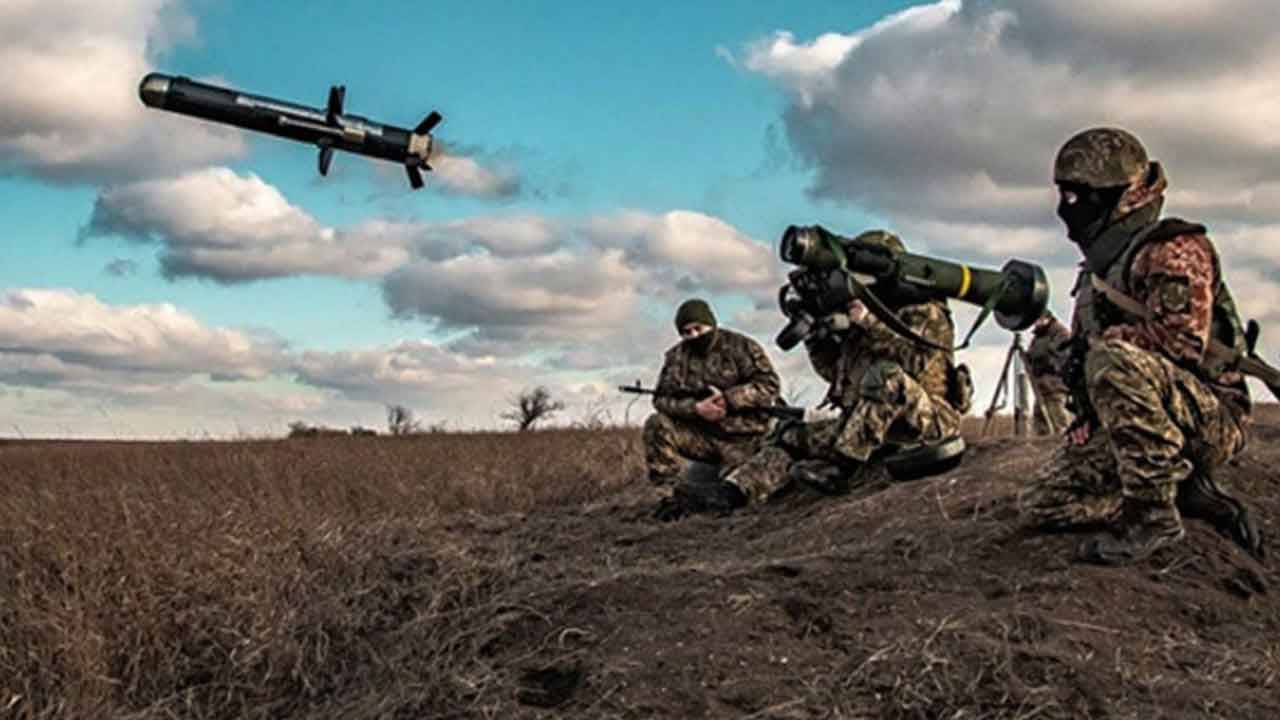 Foto - Savaş uçağı, savaş gemisi, füze ve İHA siparişi verip duyurdular: Türkiye'ye karşı silahlanıyoruz