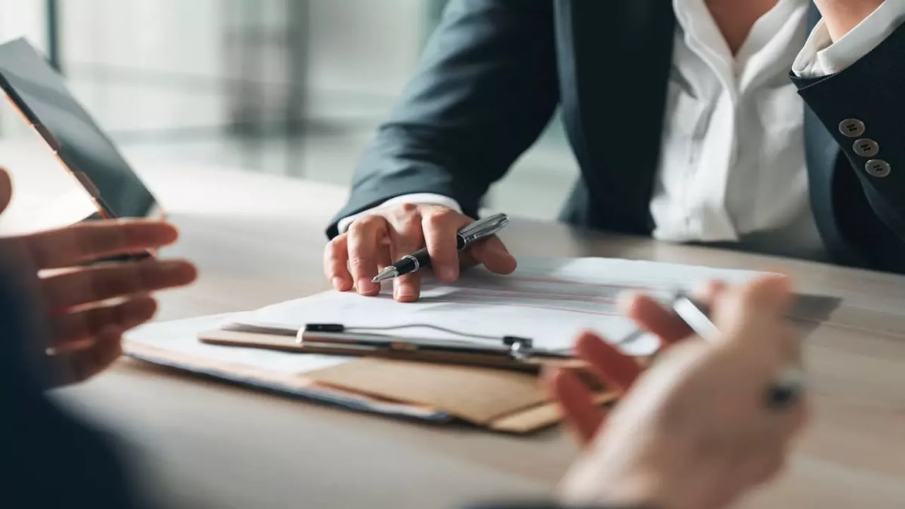 Ve resmen yasaklandı! İşverenler, mülakat sırasında artık bu soruyu soramayacak