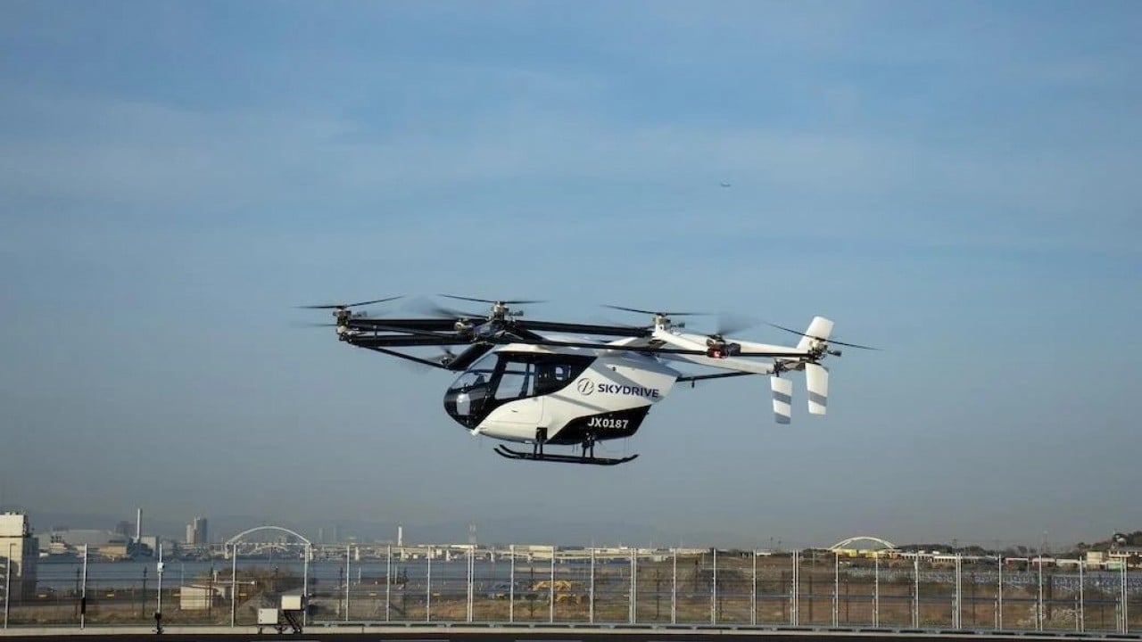 Foto - Ve uçan araba havalandı! Yolculuk fiyatı belli oldu