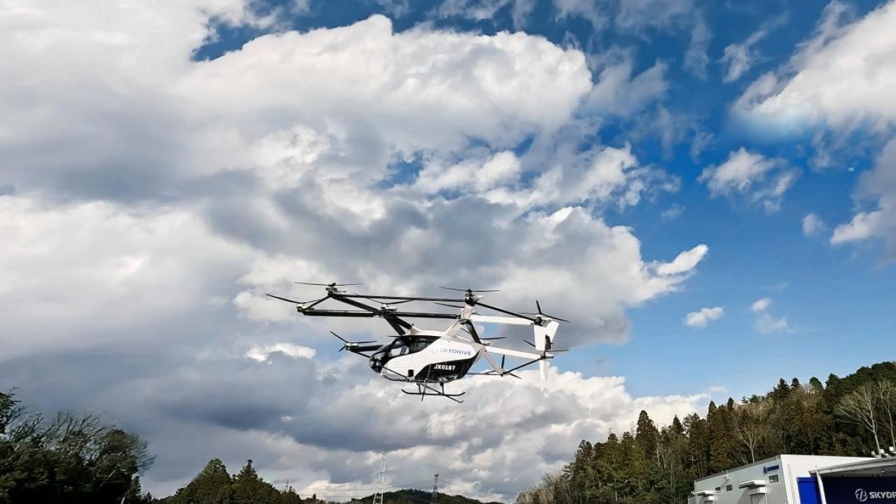 Foto - Ve uçan araba havalandı! Yolculuk fiyatı belli oldu