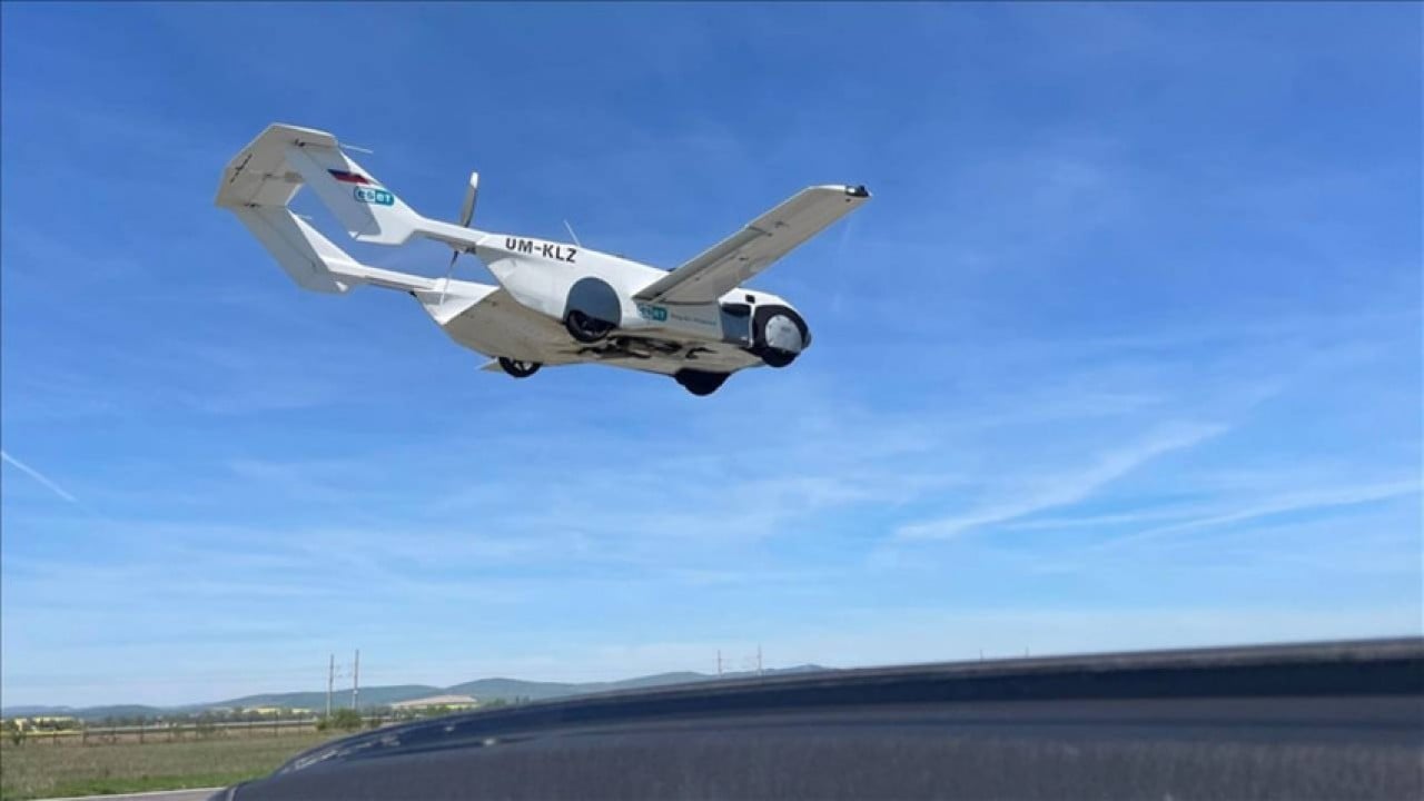 Foto - Ve uçan araba havalandı! Yolculuk fiyatı belli oldu
