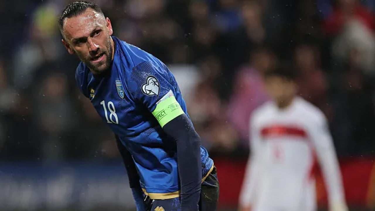 Foto - Vedat Muriqi çileden çıktı! ‘Senden daha vatanseverim'