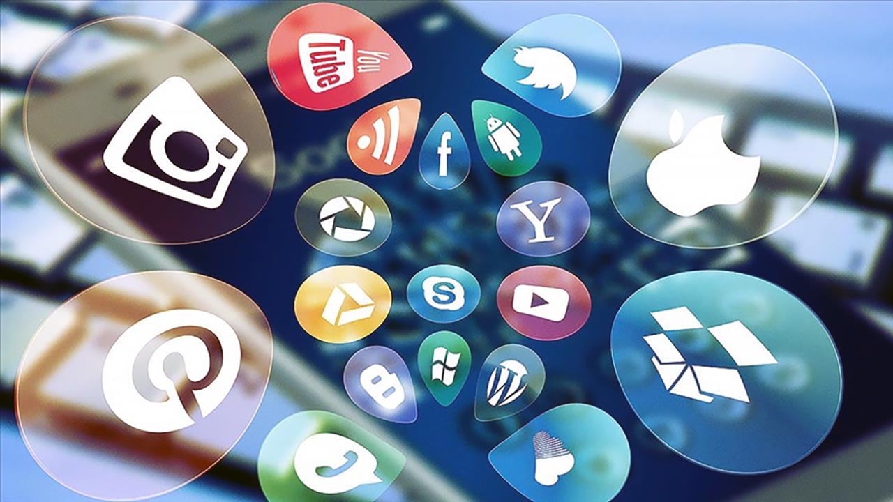 Foto - Vefa duygusu yara aldı! Yapay zeka ve sosyal medya gençleri yutuyor